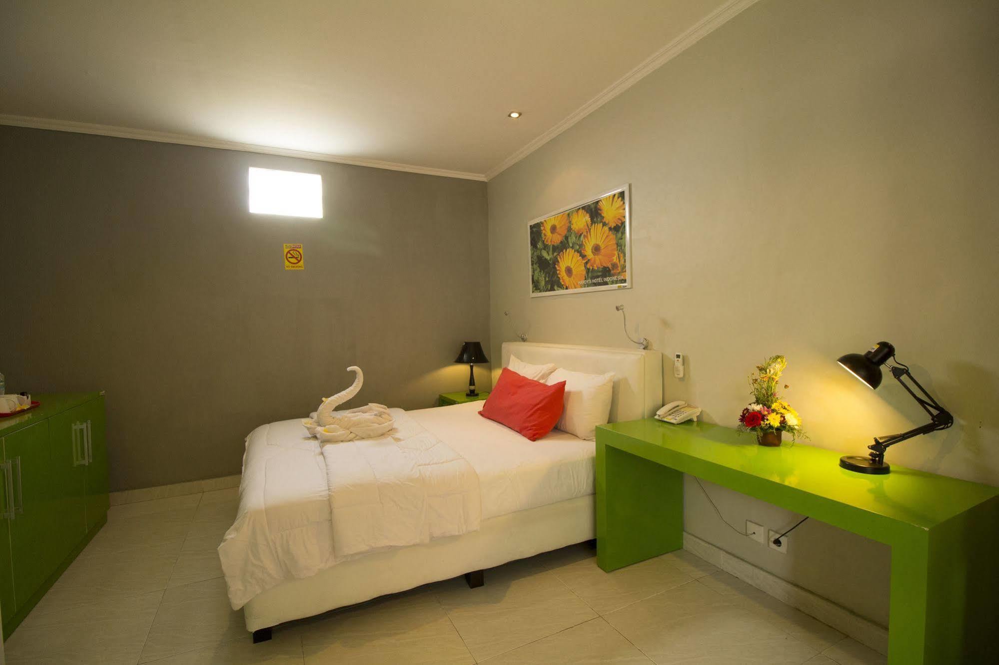 Negara Hotel - CHSE Certified Esterno foto